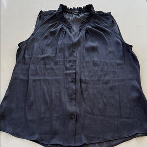 Banana Republic Elegant Navy Sleeveless Blouse. Size: L ✨